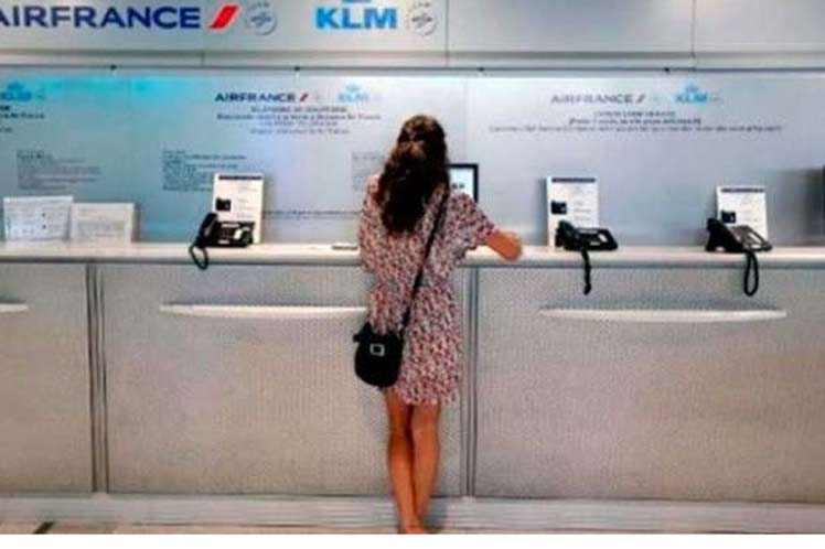 Air France cancelará 30% de sus vuelos el martes debido a huelga laboral