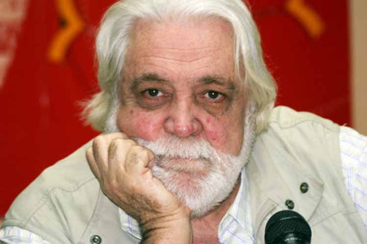 Cuba: Fallece escritor Daniel Chavarría