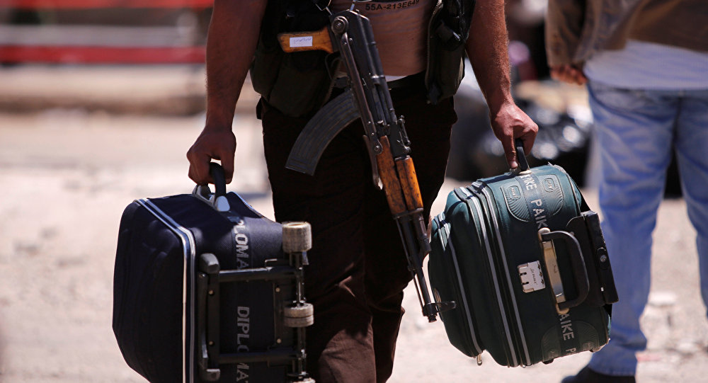 Evacúan a más de 1.100 combatientes de la zona Al Qalamun Oriental en Damasco en 24 horas