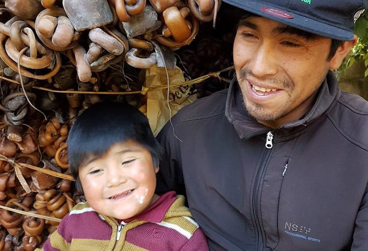 Leandro: la historia del niño y su familia cochayuyera que sensibiliza a usuarios de Facebook