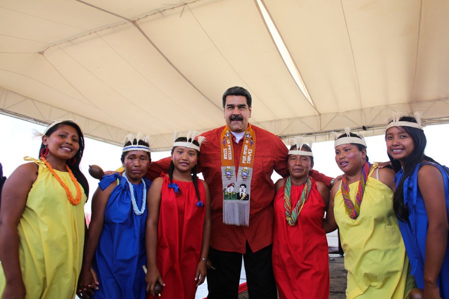 Nicolás Maduro: «Mientras más votos saquemos habrá más paz»