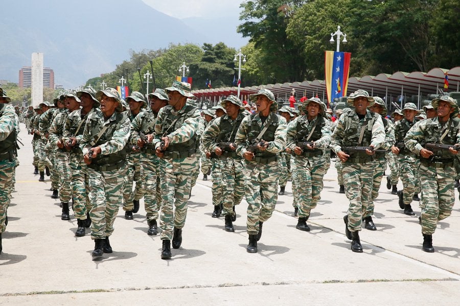 Padrino López: Milicia Bolivariana es vanguardia de luchas por resguardar garantías sociales