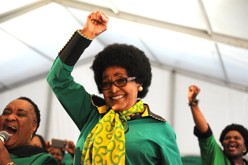 A los 81 años muere Winnie Mandela, símbolo antiapartheid