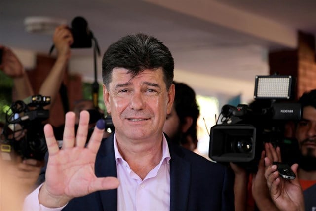 Efraín Alegre denuncia fraude en elecciones presidenciales en Paraguay