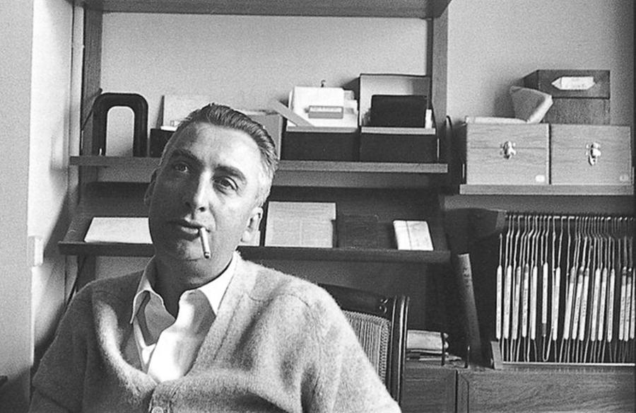 La teoría coqueteando con la literatura: Roland Barthes por Roland Barthes