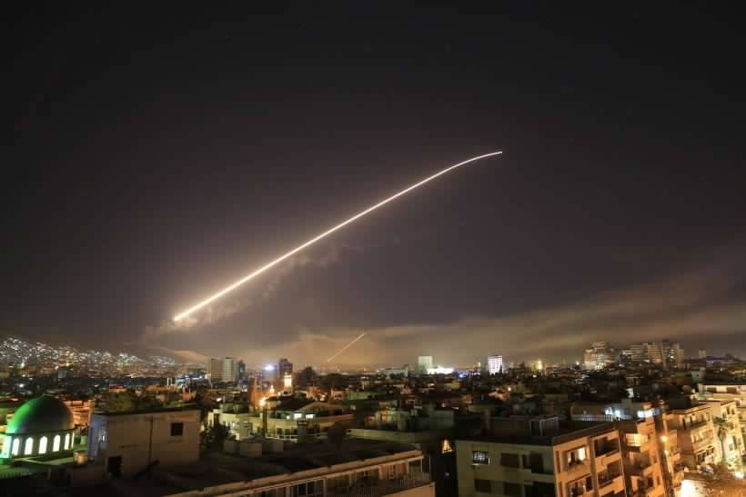 Secretario de Defensa de EEUU da por terminado el ataque a Siria y dice que acción fue para enviar un «mensaje fuerte» a Bachar Al Assad
