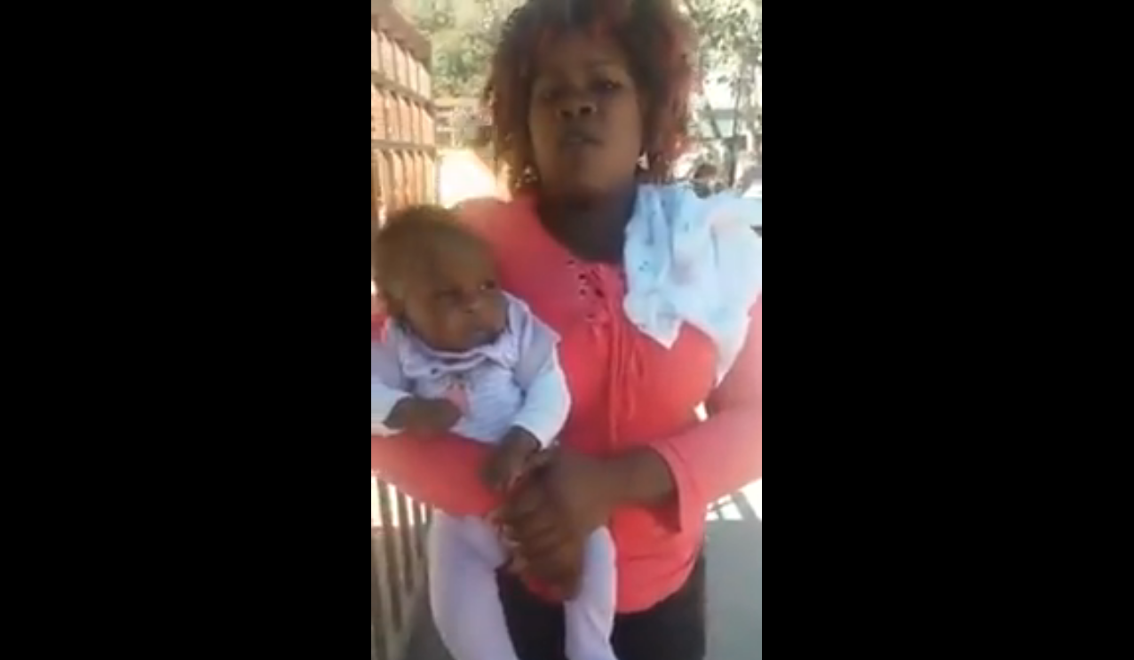 Incomprensible: Mujer haitiana denuncia que pareja de chilenos botó el coche donde estaba su bebé