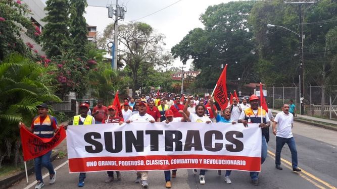 Panamá: sin negociaciones, constructores continúan en huelga