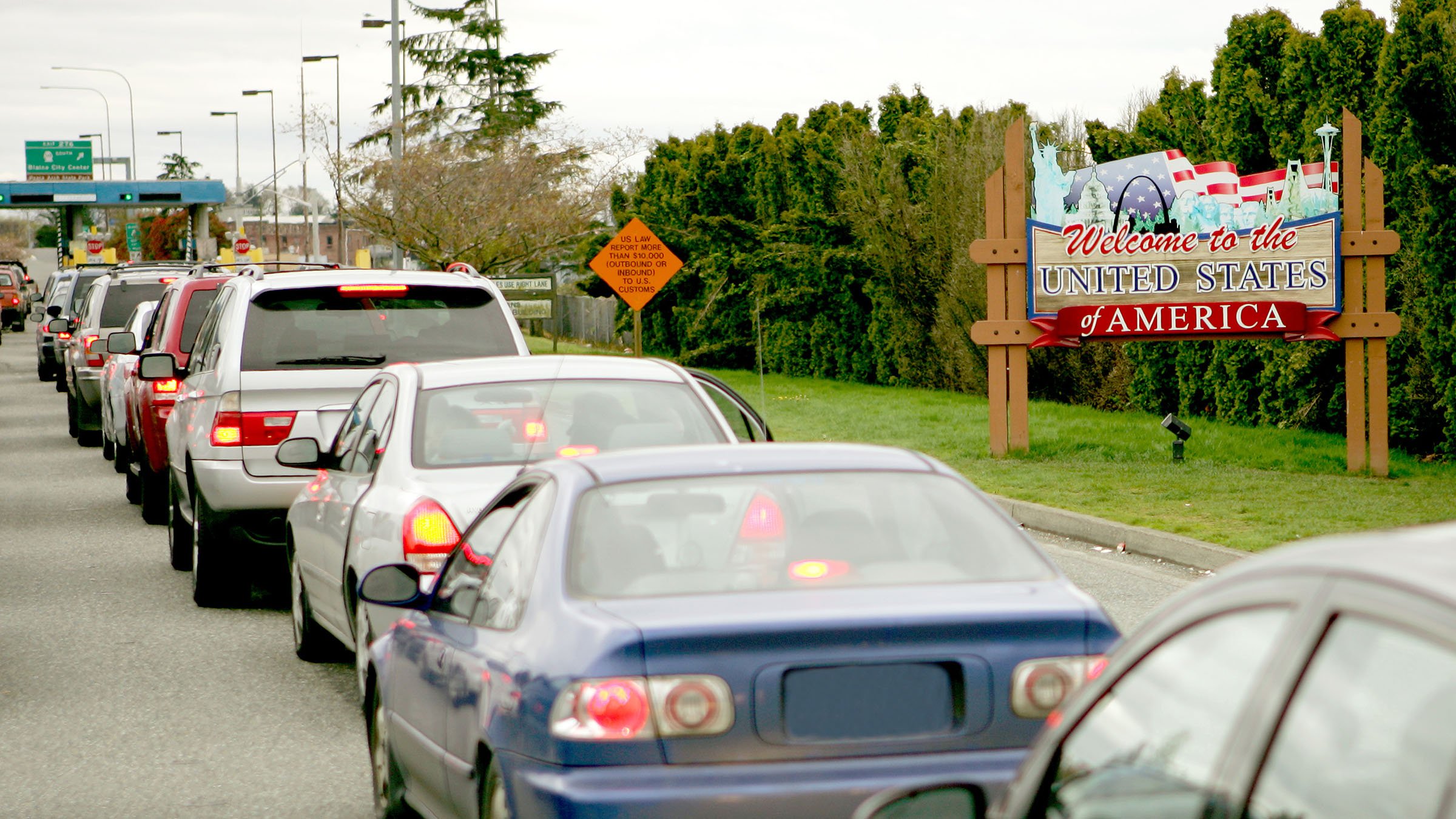 Мексиканцы нелегалы на границе сша. Пересечение границы сша. Граница мексики и сша 2021. Мексика нелегалы uhfybwf cif. Мигранты на границе мексика и сша.