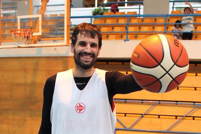El increíble caso de un basquetbolista con esclerosis múltiple que jugará en la liga profesional de España