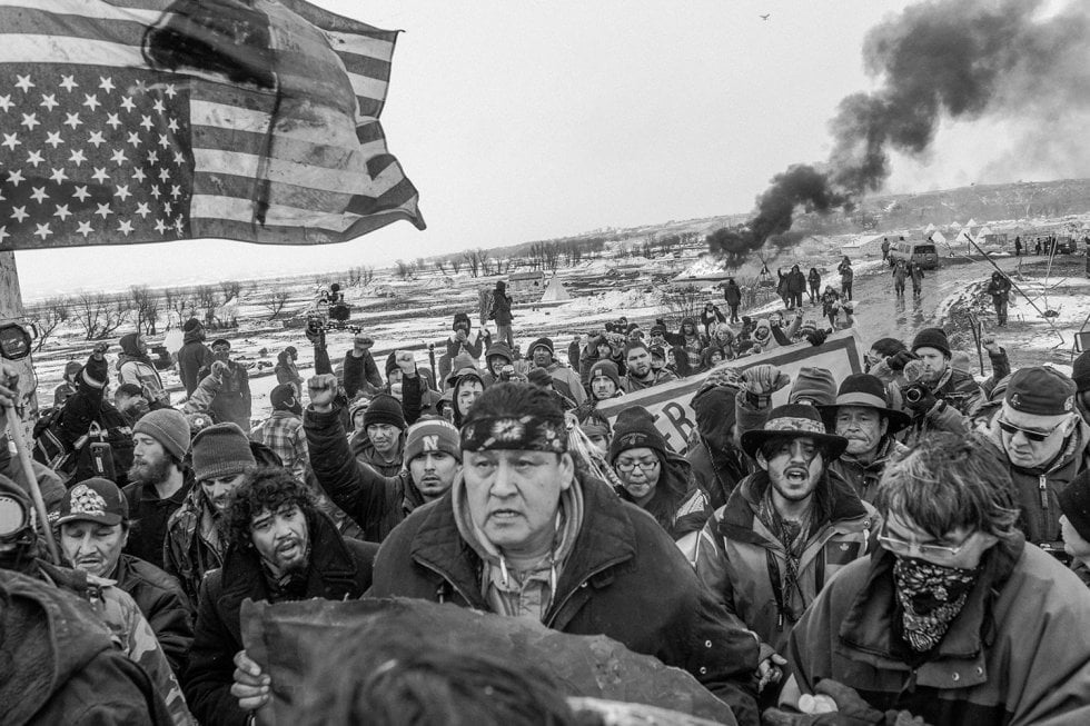 Mexicano muestra foto ensayo reportaje de lucha indígena Oceti Sakowin en Standing Rock