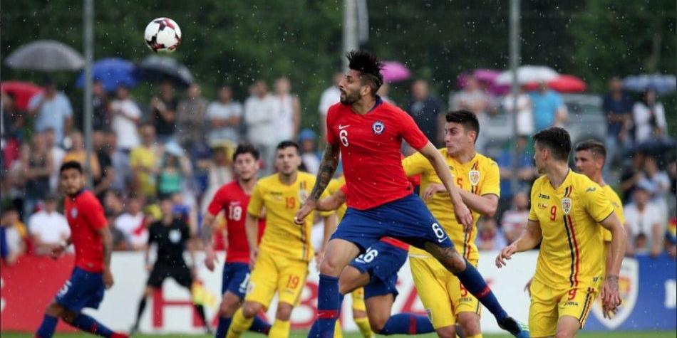 Comenzó el recambio: Chile pierde en amistoso con Rumania con jugadores jóvenes en cancha