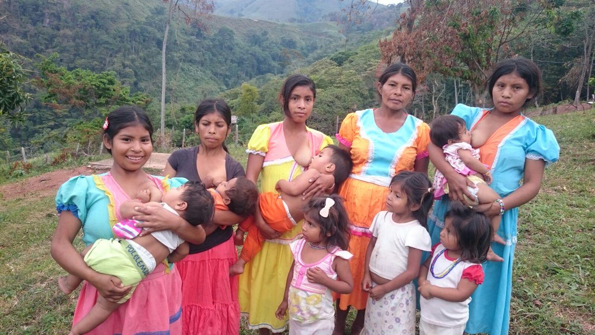 Mujeres de naciones pobres practican más la lactancia materna que en los países ricos