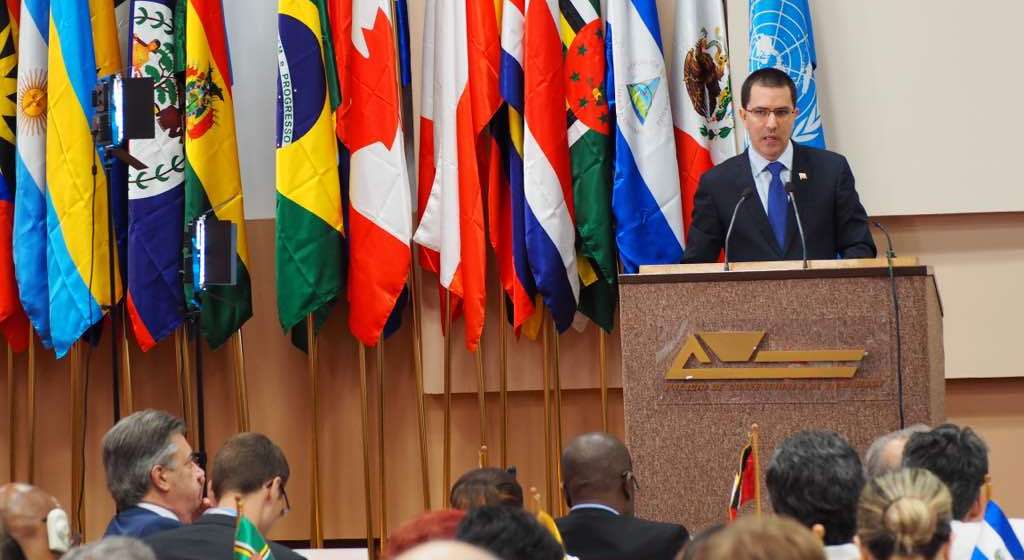 Venezuela llama a países de la región a defender el multilateralismo