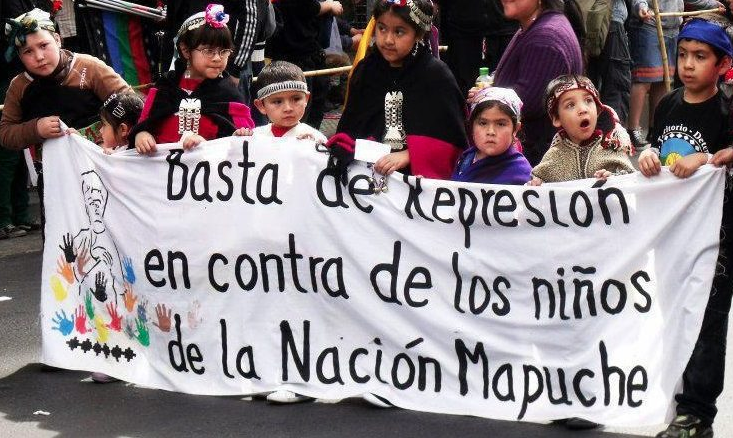 Concierto a beneficio de menores mapuche baleados por Carabineros