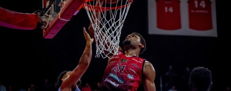 Cocodrilos vs Trotamundos de Carabobo