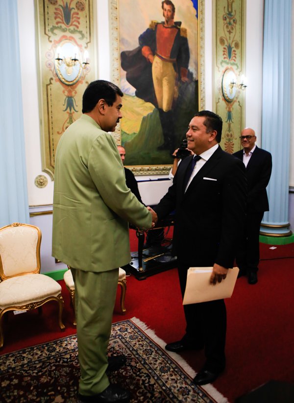 Excandidato Javier Bertucci sostiene encuentro con el presidente Nicolás Maduro
