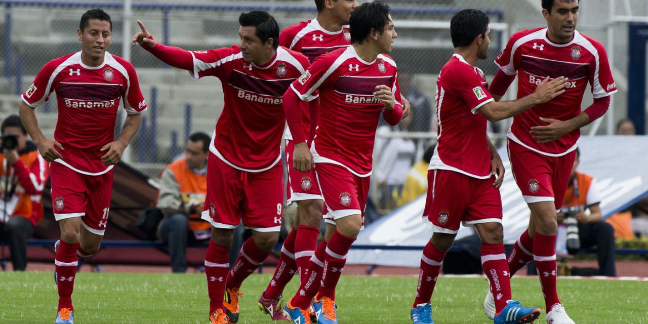 Diablos y Xolos se enfrentan en semifinal del fútbol mexicano