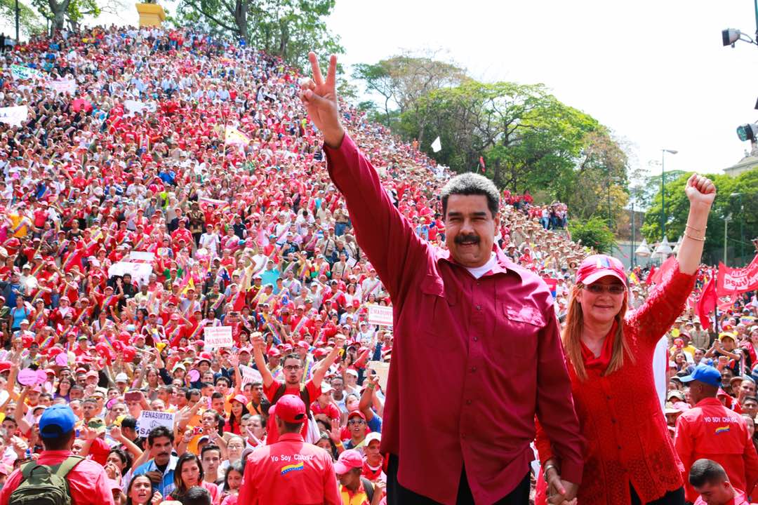 El presidente Nicolas Maduro y la primera dama Cilia Flores, recibieron a los trabajadores durante la celebración del 1ero de Mayo, Día internacional del Trabajador