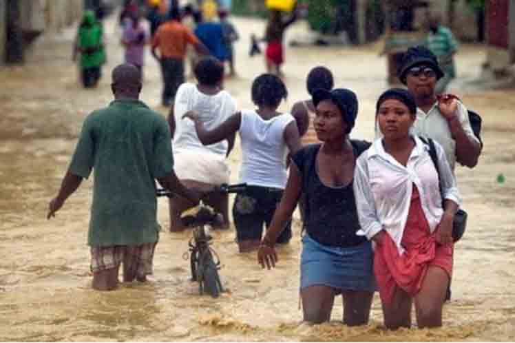 Un frente frío de Cuba amenaza con inundaciones y deslizamientos a Haití