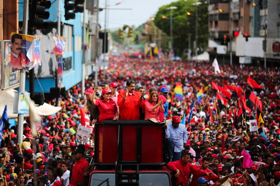 Maduro asegura que asumirá las riendas de la Patria como se lo encomendó Chávez
