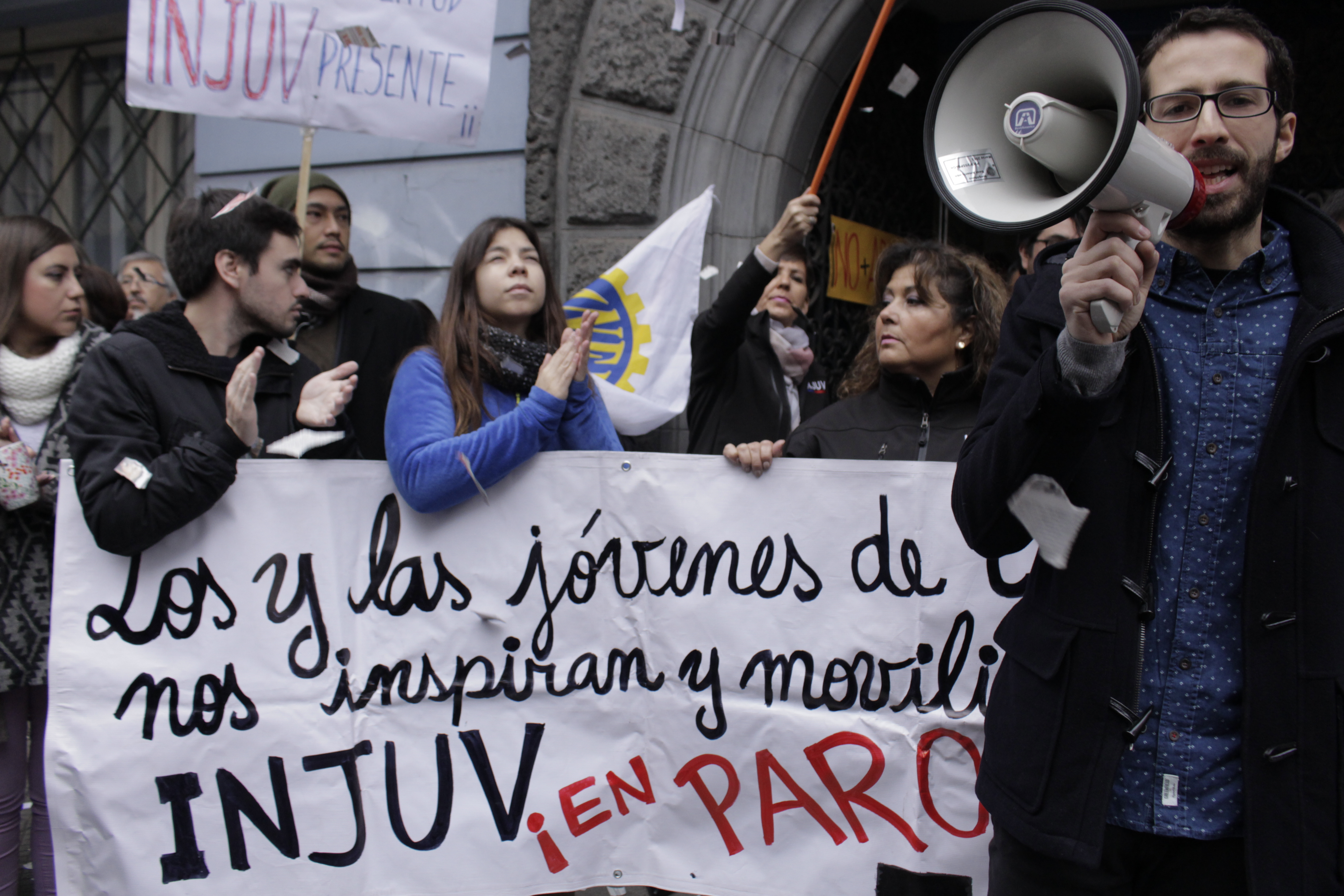 Funcionarios de INJUV en paro por despidos e ilegalidad en designación de director subrogante