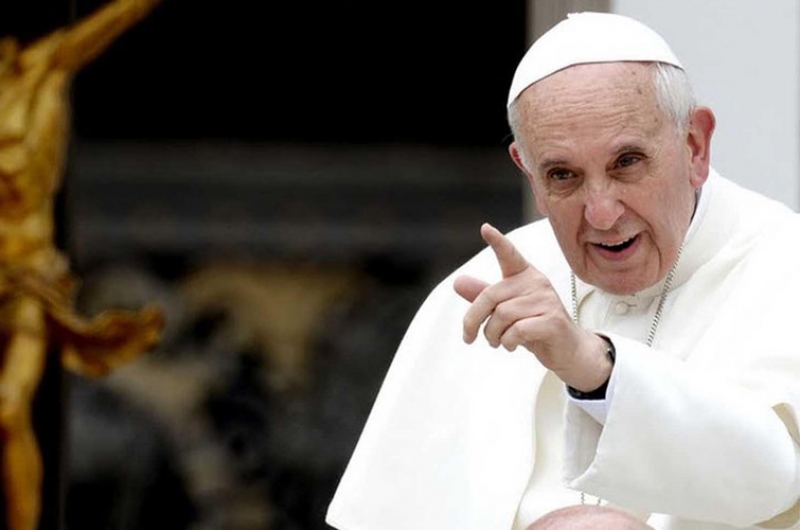 Papa Francisco criticó el endeudamiento y los paraísos fiscales