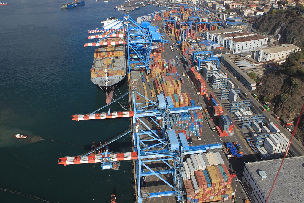 Ley de Puertos gana apoyo en el Congreso: Parlamentarios anuncian creación de bancada para una nueva tributación portuaria