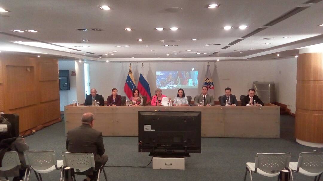 Venezuela firma acuerdo de cooperación electoral con Rusia