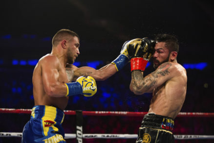 Lomachenko vs Linares
