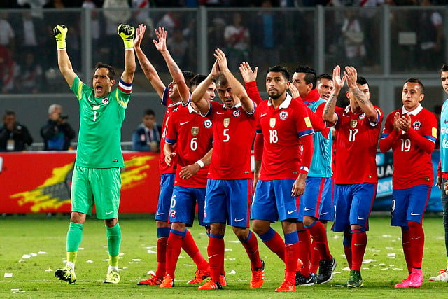 Chile deja fuera de la convocatoria a Claudio Bravo y confirma partidos con rivales mundialistas