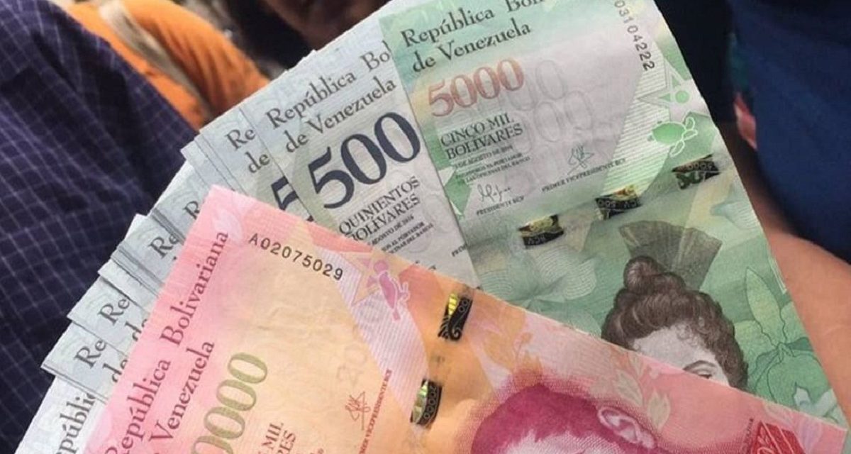 Ejecutivo venezolano aprobó recursos a gobernaciones y alcaldías para pagar aumento salarial