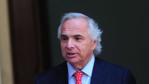 Conflicto de interés: Estudio jurídico de los primos de Piñera demanda al Minsal por 28 mil millones de pesos
