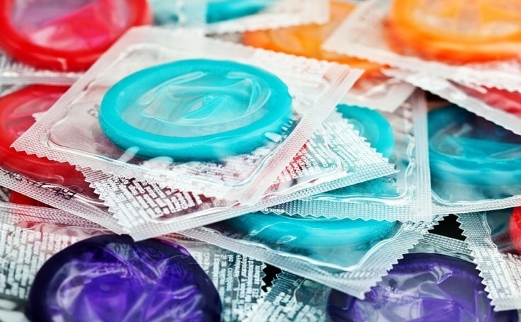 México: 74% de adolescentes y 41% de adultos prefieren condón