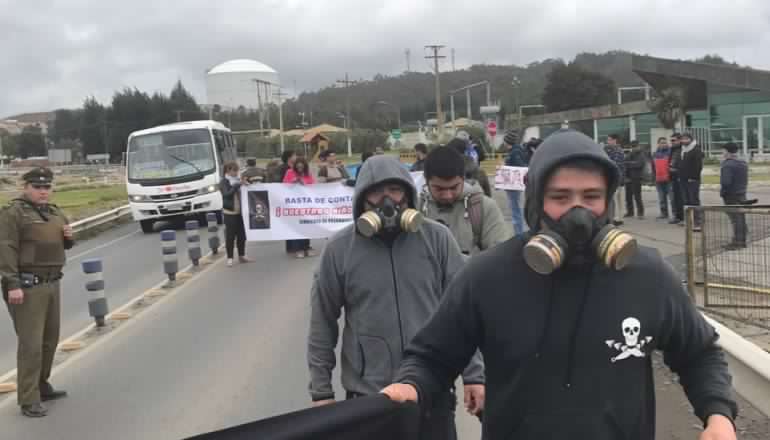 Peak de contaminación en Quintero-Puchuncaví: Organizaciones apuntan a empresas Aes Gener y Codelco