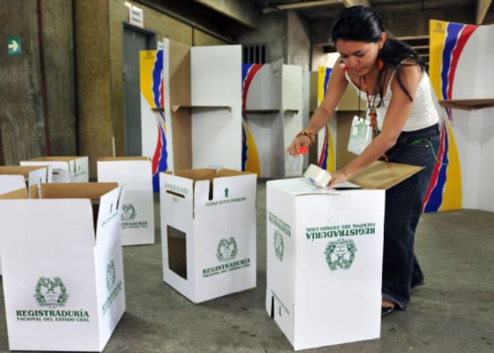 El fantasma del fraude dice presente en las elecciones colombianas