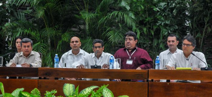 Gobierno colombiano y el ELN negocian en La Habana nuevo cese al fuego