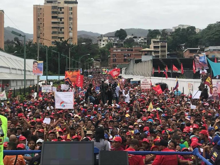 Maduro: «Venezuela decidirá este 20 de mayo entre la Patria o ser colonia de los gringos»