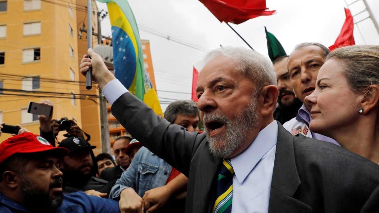 Lula reitera su candidatura para las elecciones presidenciales de octubre