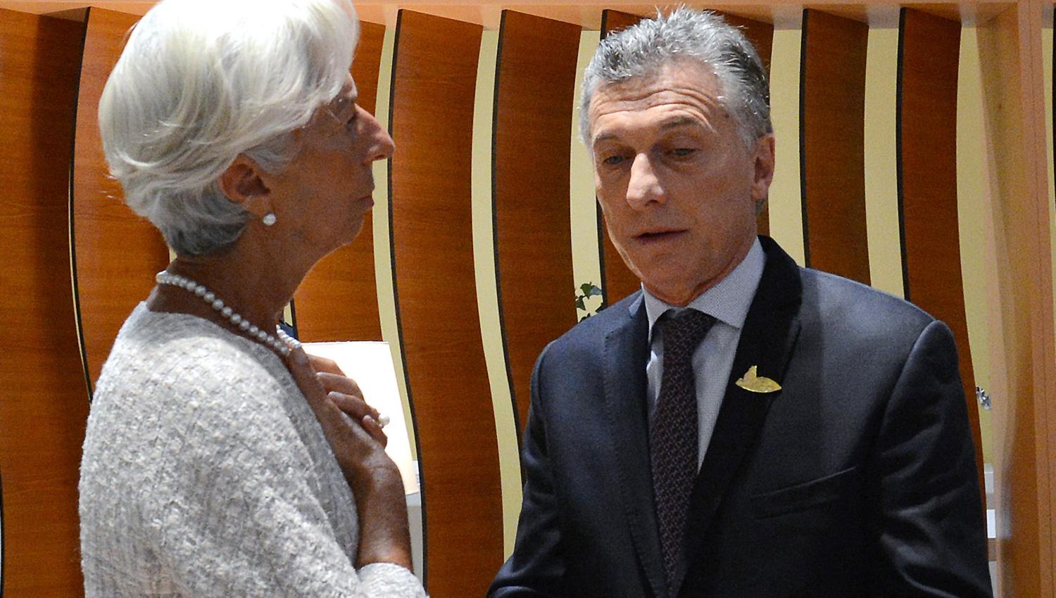 Macri decide volver a los programas del FMI