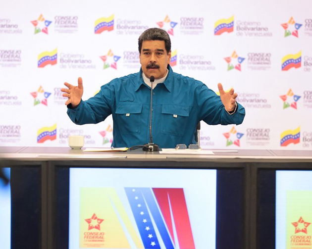 Maduro promete acabar con mafias que imperan en los mercados municipales