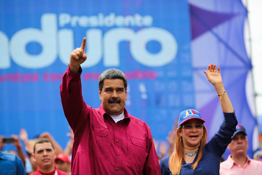 Maduro firmó decreto para declarar zona económica especial de uso del Petro en frontera con Colombia