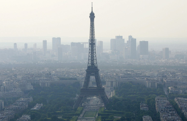 París, Bruselas y Madrid píden a UE mayores exigencias contra contaminación de vehículos con diesel