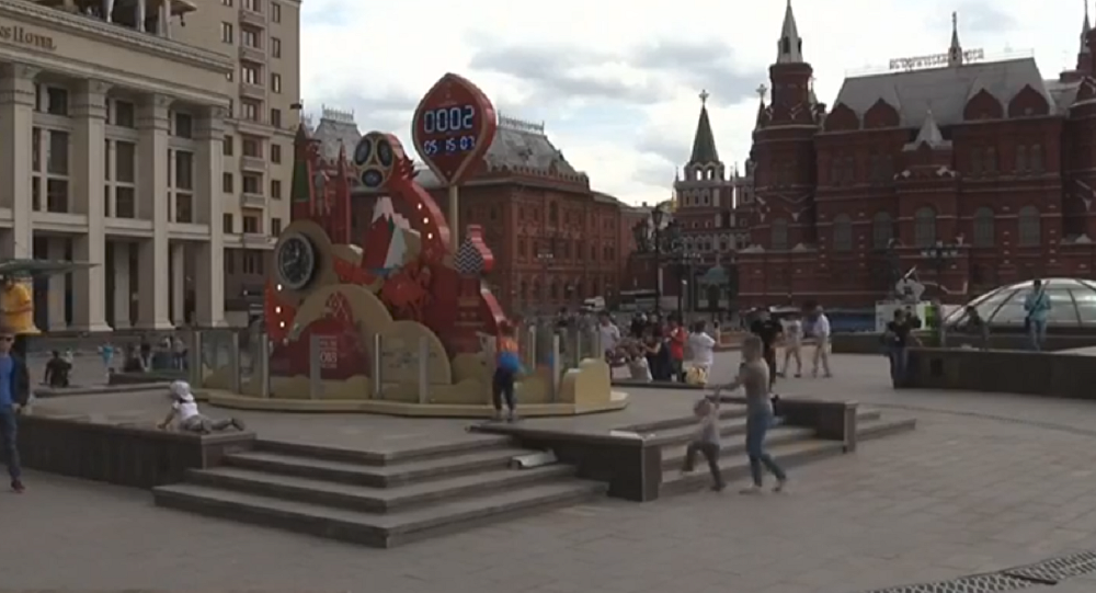 Turistas empiezan a sentirse en Moscú