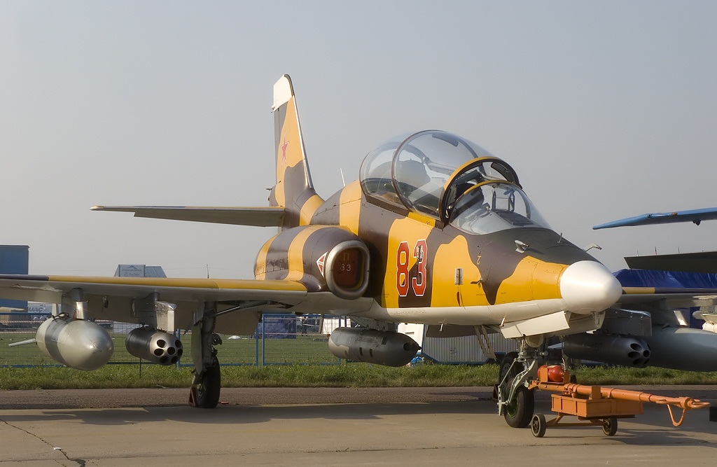 Rusia retoma fabricación de avión de entrenamiento desarrollado hace 20 años
