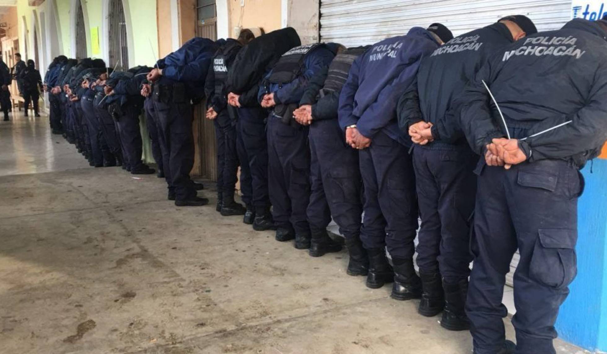 Detenidos 30 policías mexicanos por vinculación con asesinato de un candidato a alcalde