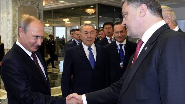 Liberación de periodistas rusos en Ucrania pide Putin a Poroshenko
