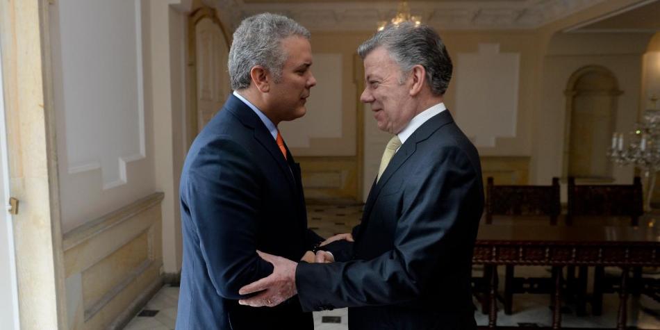 Santos y Duque se reúnen para evaluar transición a la presidencia de Colombia