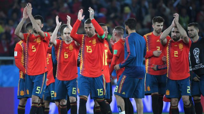 Portugal y España clasifican a los octavos de final por el Grupo B