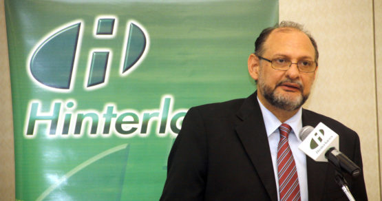 confían